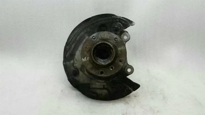 BMW Z4 E89 Left Front Hub 6793923 Wheel Bearing Housing Front Left