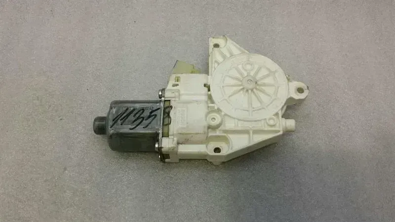 Mercedes C Class W204 Door Window Motor A2048200242 Window Regulator Motor
