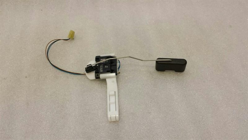 Audi A4 8W fuel level sensor 8W0919673C level sensor