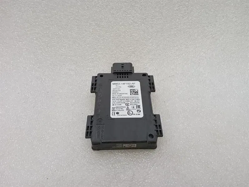 JAGUAR i-PACE X590 EV400 Radar Sensor M8E2-14F152-AF Radar Sensor