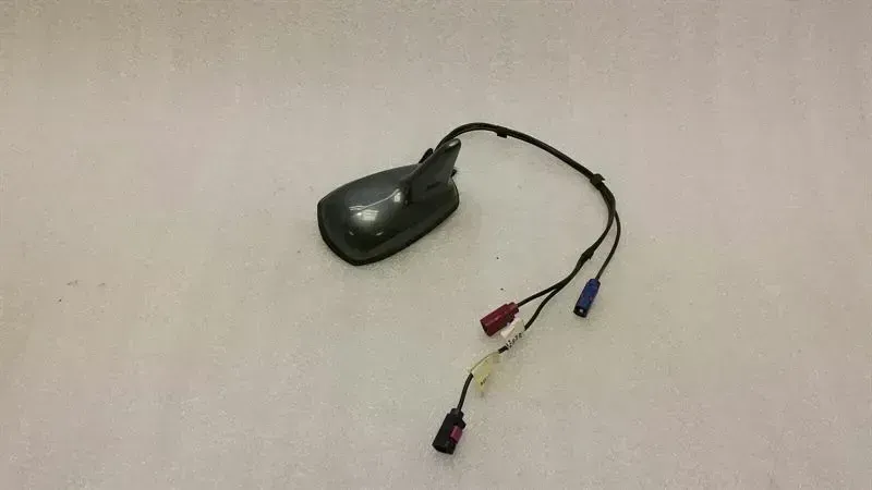 Mercedes S-Class W221 Roof Antenna A2218203275 Roof Antenna