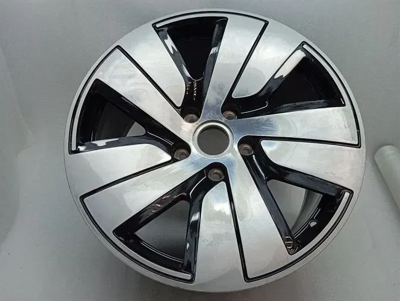Porsche Taycan 9J Alloy Wheel 9J1601025C Alloy Wheel