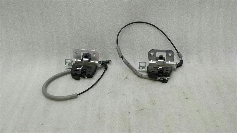 Mercedes W204 W207 Rear Seat Bench Lock A2079200172 Locking Bench Set
