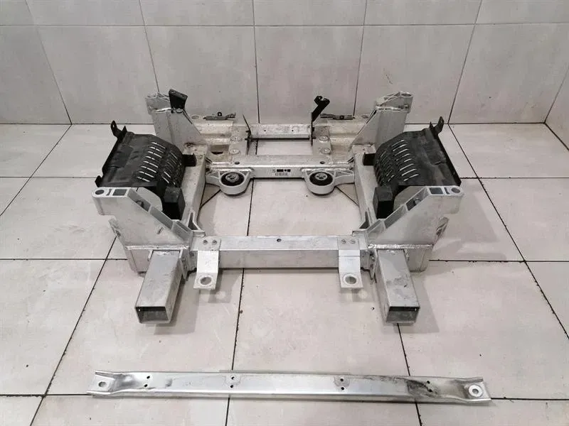 JAGUAR i-PACE X590 EV400 Beam Subframe Front J9D3-5C145-AE Front Axle Carrier AXLE-