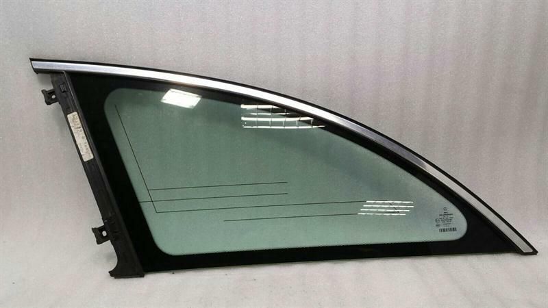 Mercedes R Class W251 Left Rear 1/4 Glass A2516702950 Door Window 1⁄4 Rear Left