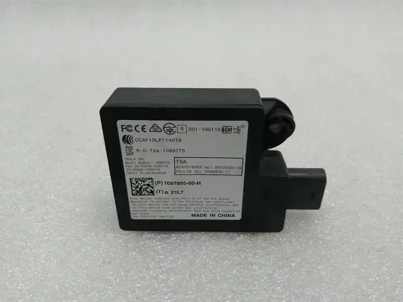 Tesla Model 3 Rear Bumper Comfort Control Unit 1097855-00-H ECU