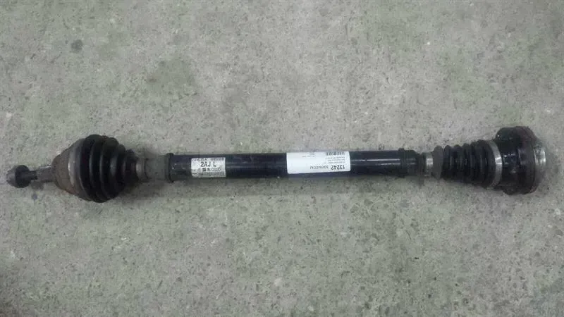 Volkswagen Passat Right Front Drive Shaft 3C0407272AJ Drive Shaft Front Right