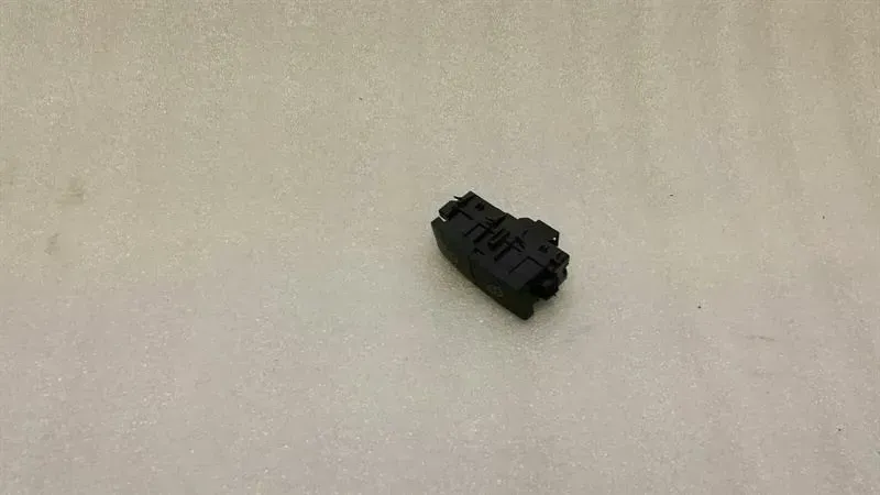 Mercedes W212 right door lock switch A2048706410 switch door lock right
