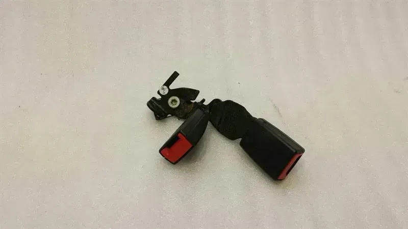 Mercedes E Class W212 Belt Buckle A2128600669 Belt Lock