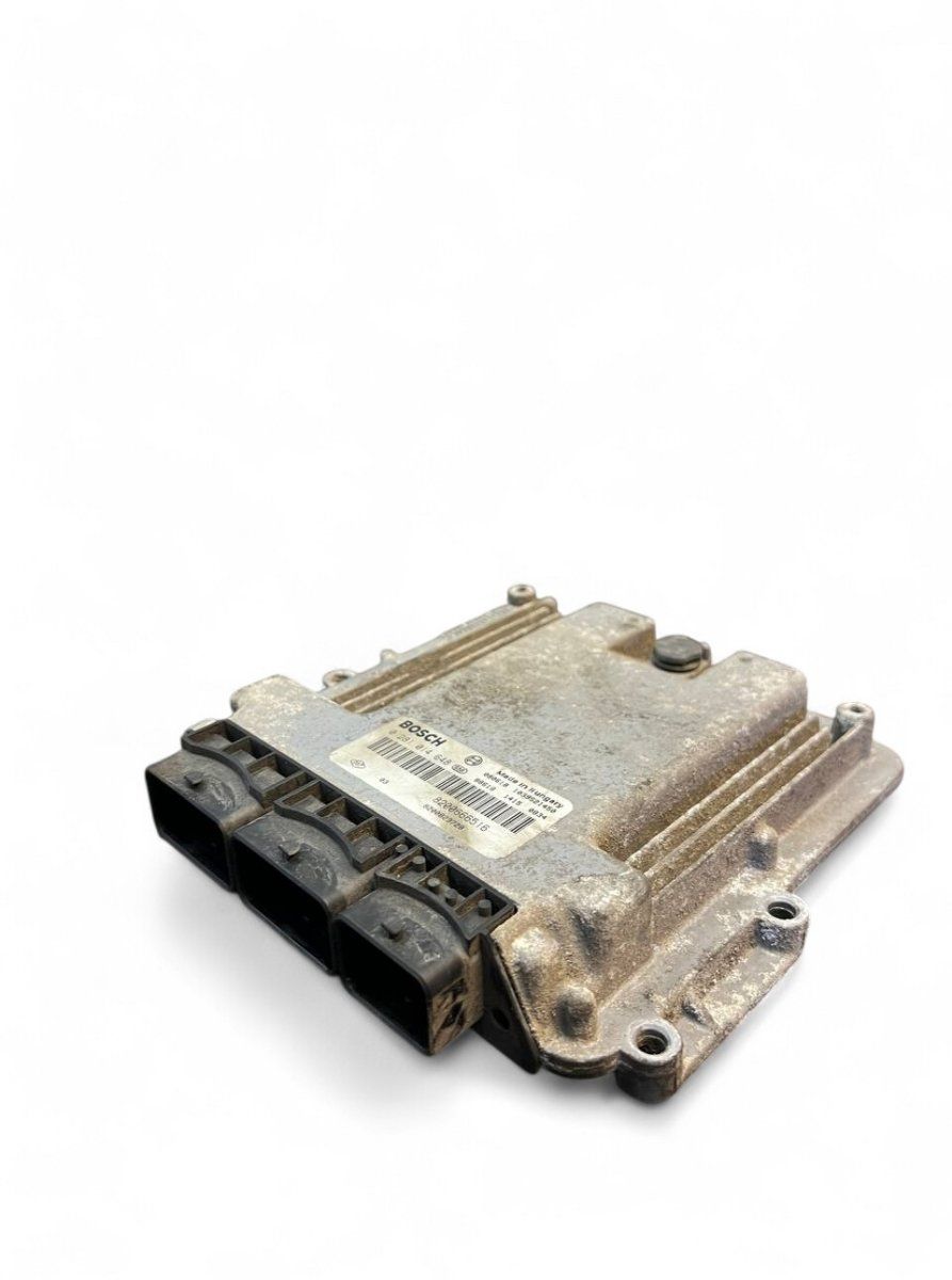 0281014648 8200823728 8200666516 Engine Control Unit / module (ECU) OPEL VIVARO A (2001-2014)