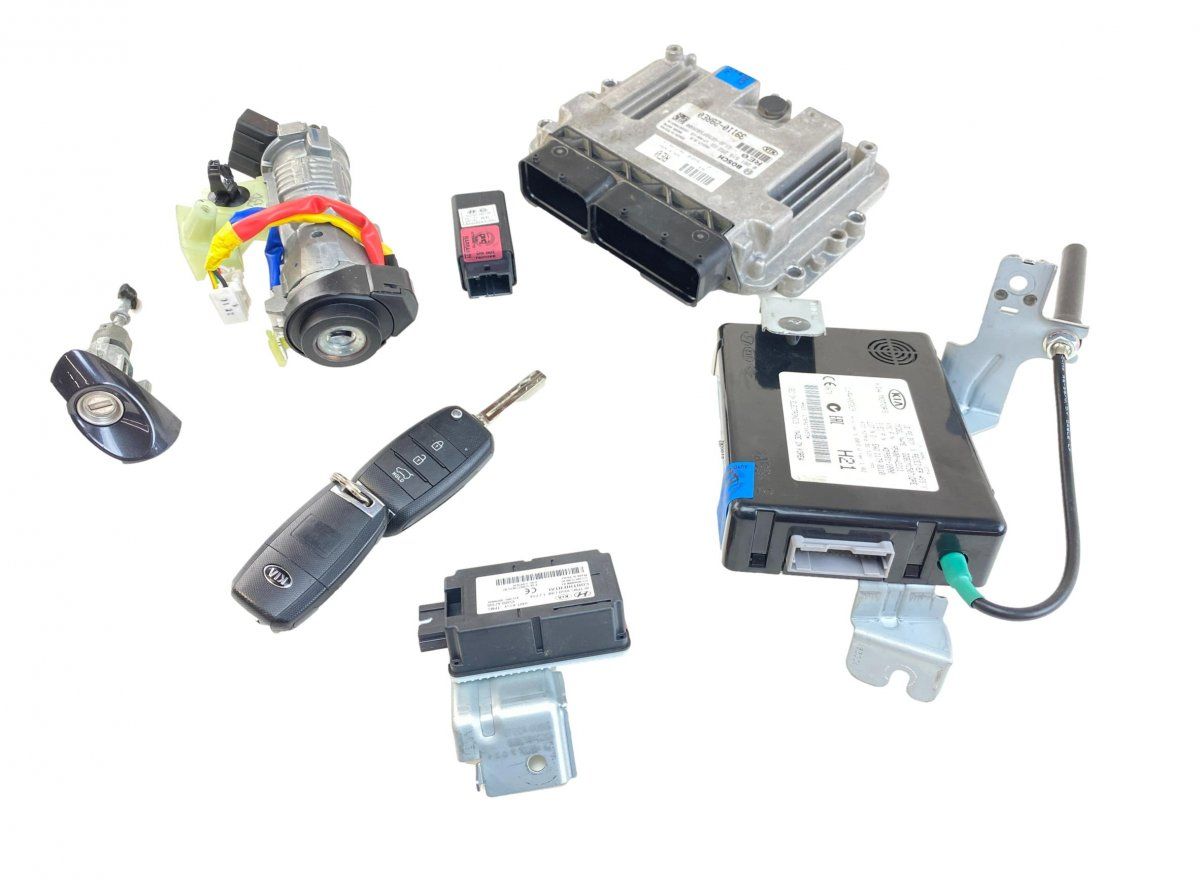 0261S13252 Engine Control Unit / module (ECU) KIA CEE'D II (JD) (2012-2018)