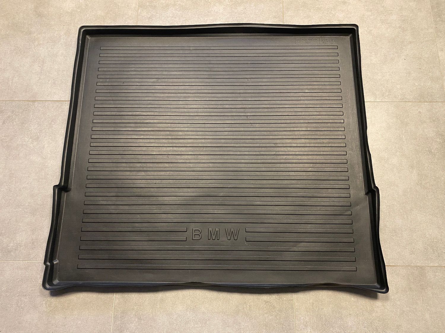 GENUINE BMW X5 E70 / E70 LCI Rubber mat in luggage compartment 51470444754