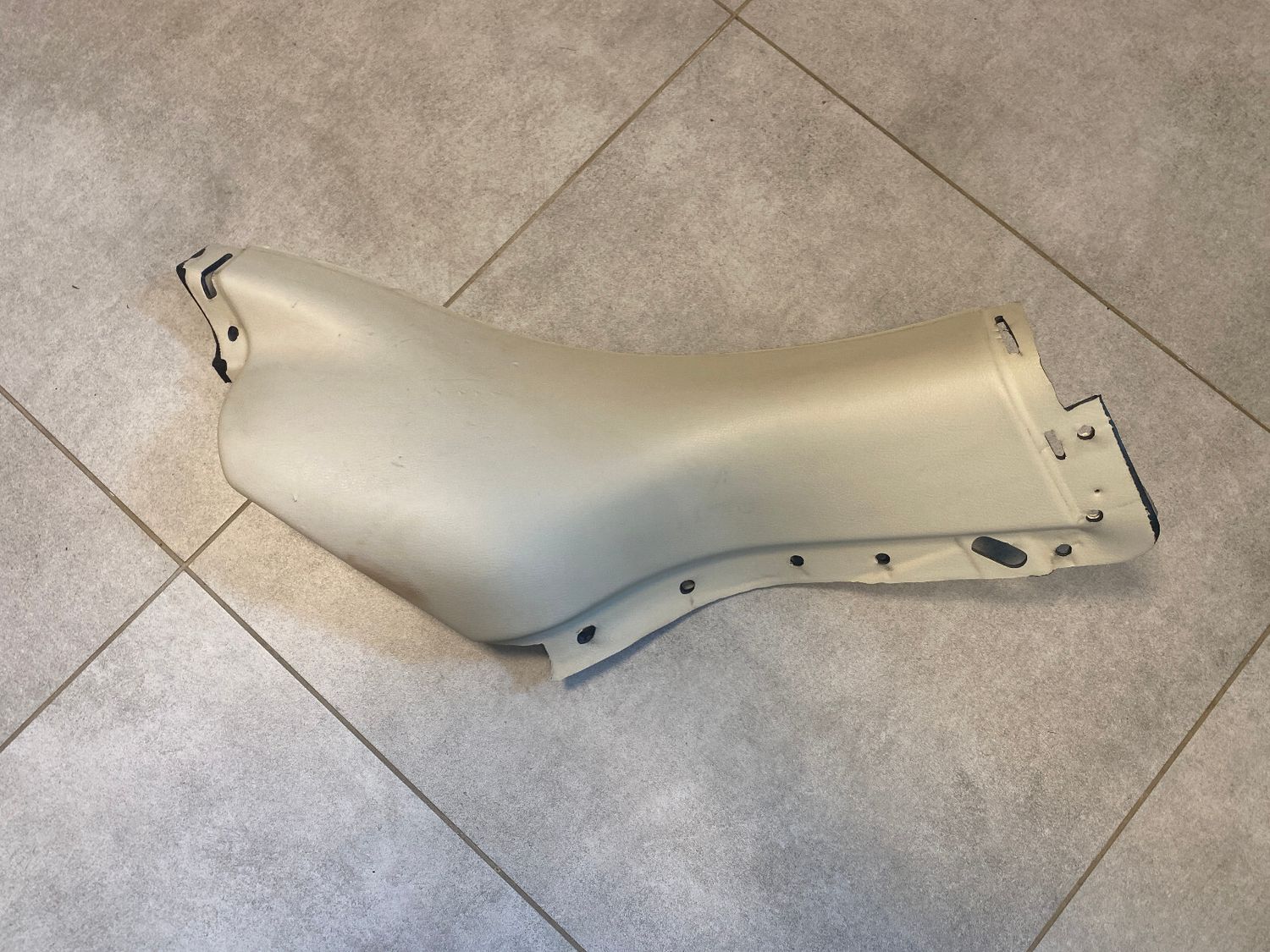 GENUINE Land Rover Range Rover Sport L320 REAR RIGHT TRUNK TRIM PANEL