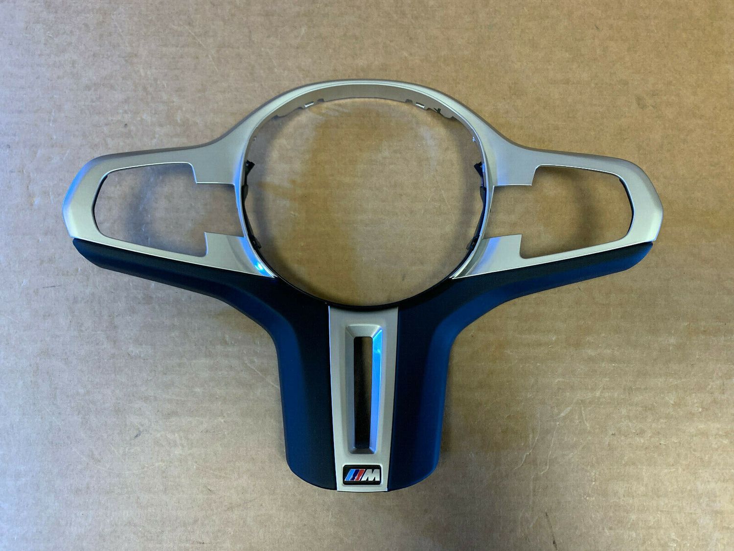 BMW 5 6 7 X3 X4 G30 G31 G32 G11 G12 G01 G02 G08 M Steering Wheel Trim Cover