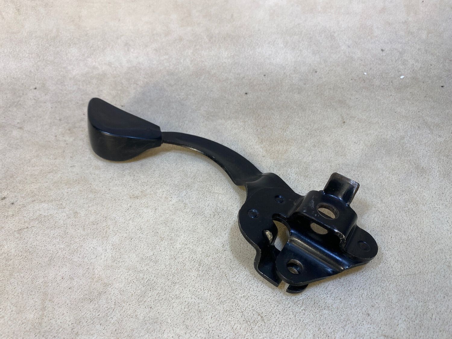 GENUINE BMW 6 E24 7 E23 Engine hood mechanism 51231920731