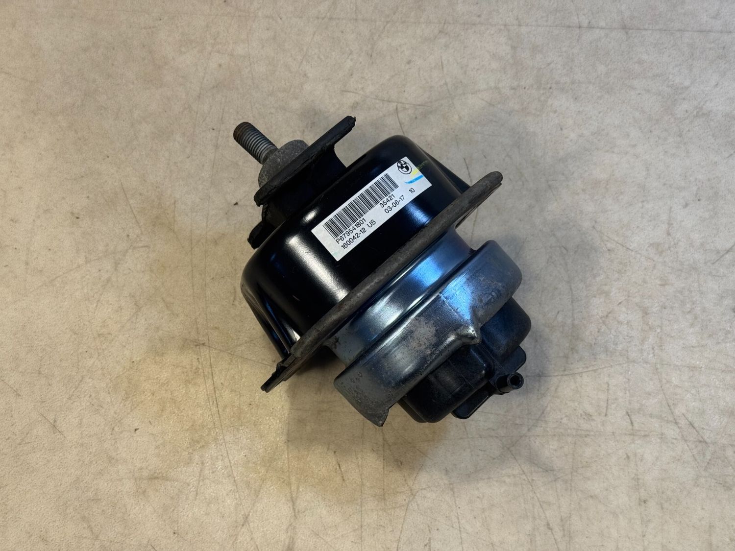 ORIGINAL BMW X5 E70 X6 E71 Engine Suspension mount support LH or RH 22116795418