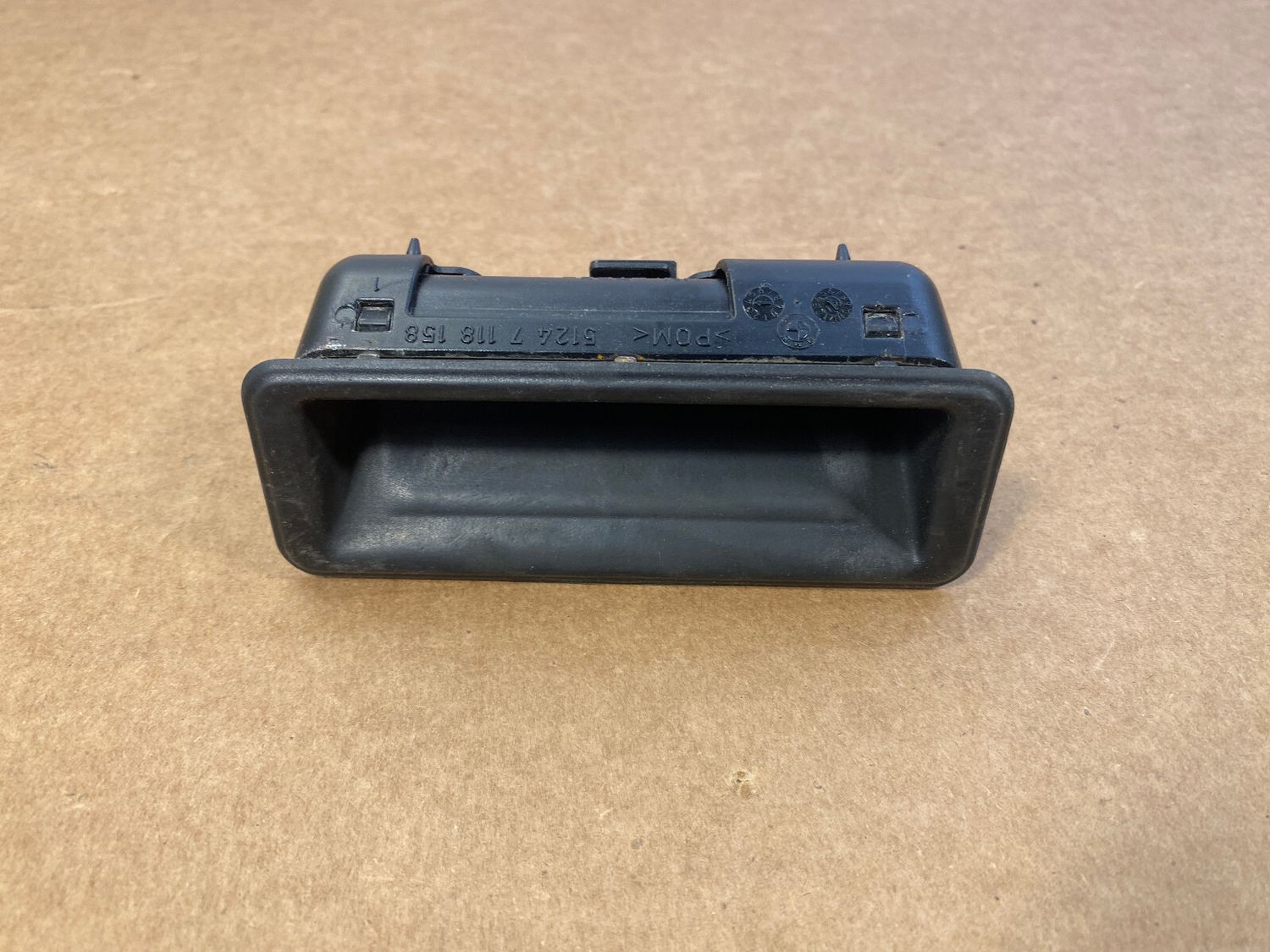 GENUINE BMW X5 E70 E70 LCI X6 E71 E72 Boot lid/tailgate pushbutton 51247118158