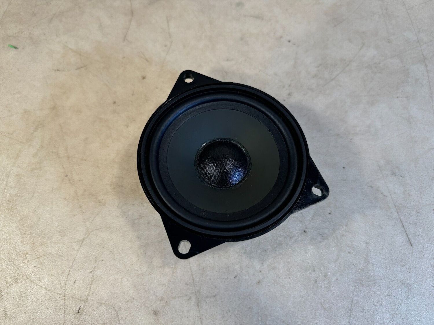 BMW X3 E83 X5 E70 X6 E71 OEM Top HiFi Mid-Range Loud Speaker 4 Ohm 65139151864
