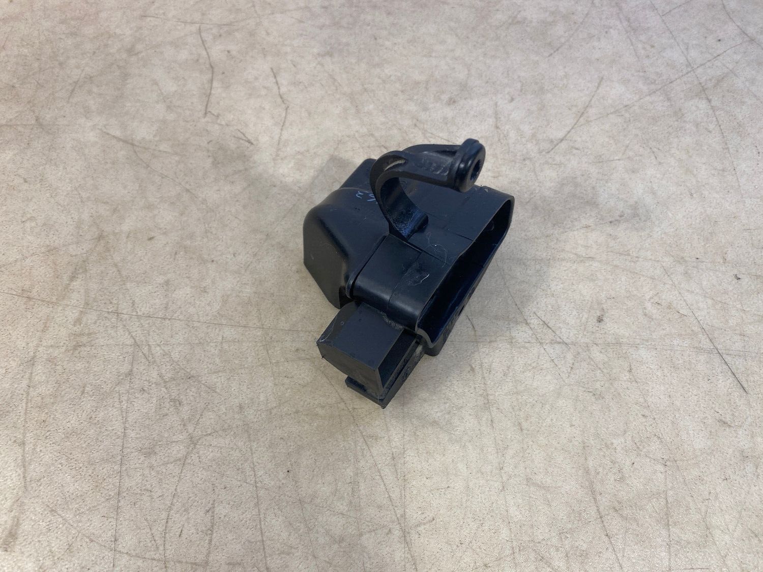 Genuine BMW X5 E70 X6 E71 E72 Air duct LHD 64316945579