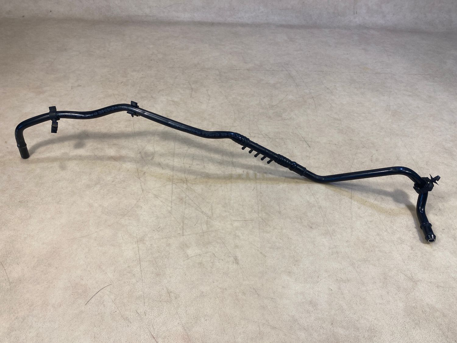 Genuine BMW X5 E70 X6 E71 Vacuum pipe 11667797215