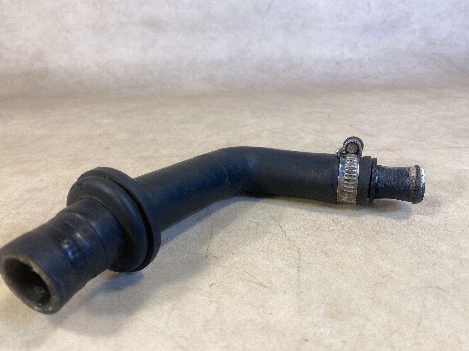 GENUINE BMW E23 7 SERIES Engine Water Cooling Hose 1369328 Phx
