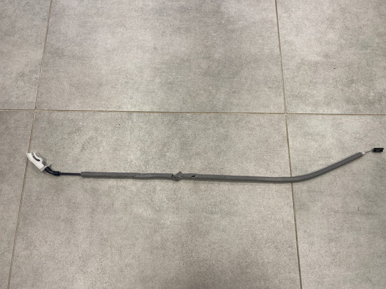 GENUINE BMW X5 E70 X6 E71 E72 Bowden cable door opener 51217137079