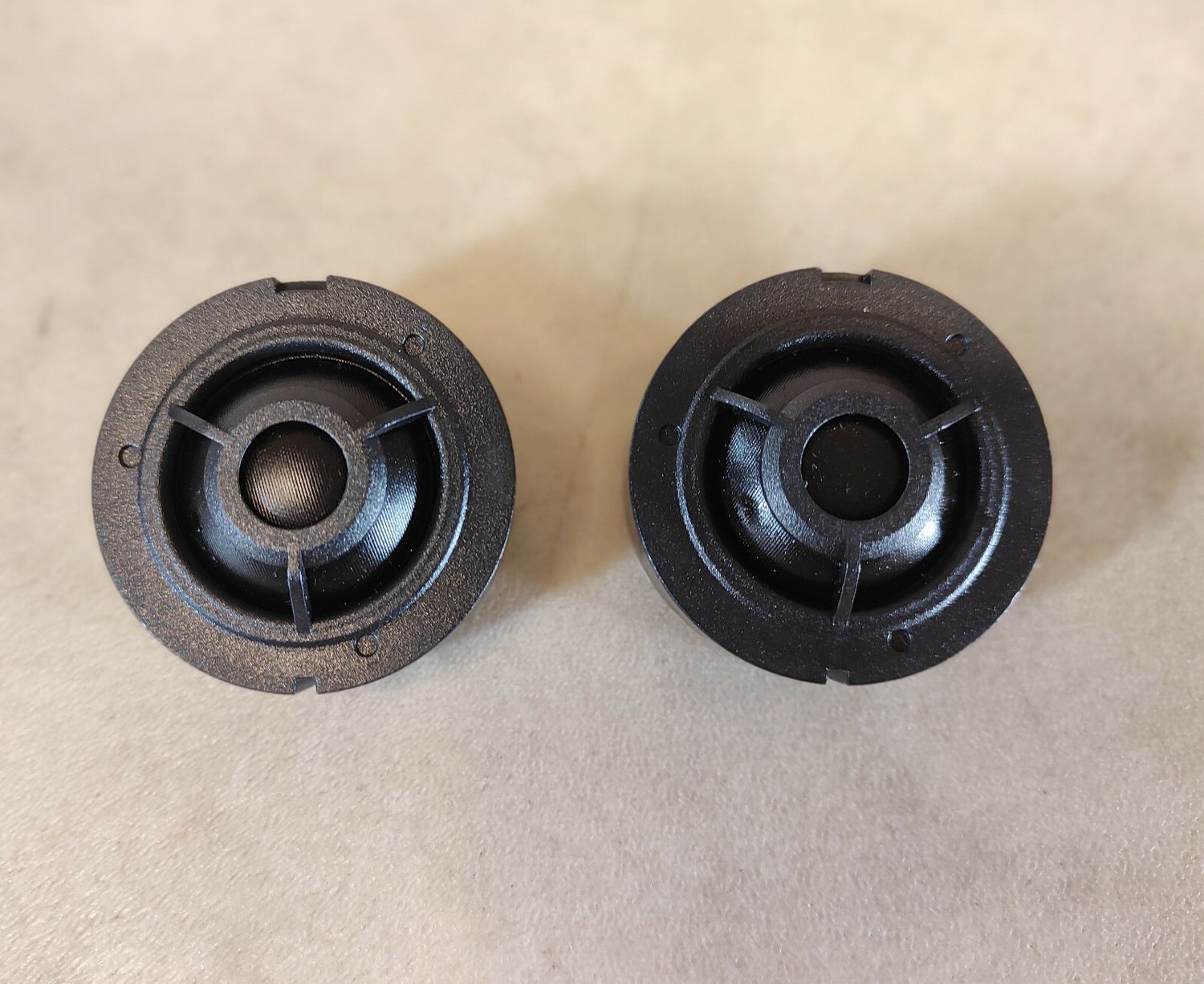 BANG&amp;OLUFSEN AUDI A4 A5 RS5 S4 S5 - FRONT DOOR SPEAKERS LEFT&amp;RIGHT, 8T0035399B