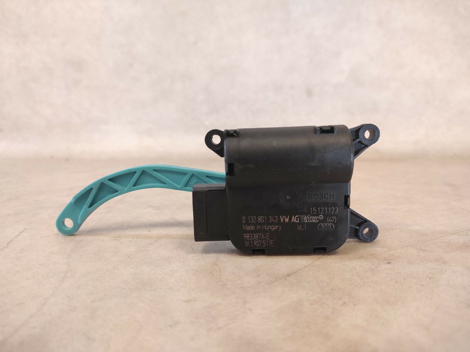 VALEO AUDI SEAT SKODA VW - HEATER BLENDING FLAP CONTROL UNIT ACTUATOR 1K1907511E
