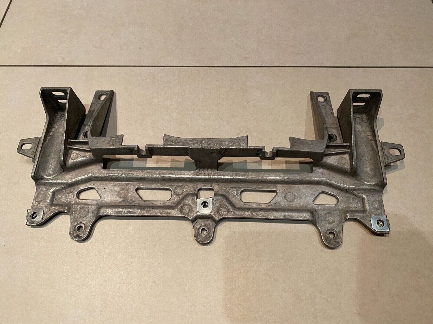 Porsche 911 991.1 991.2 Boxster 981 GENUINE Holder Support 99155236002