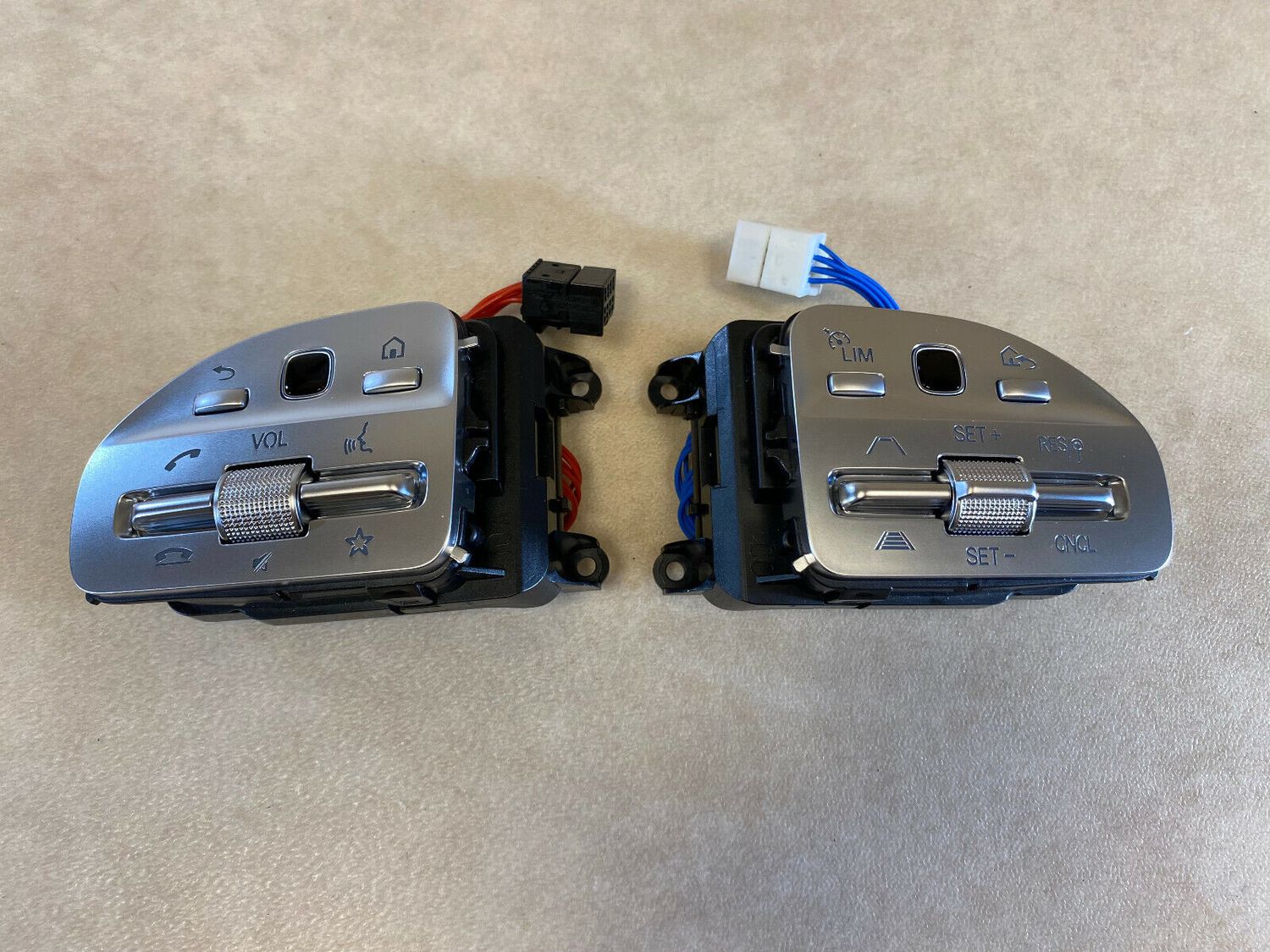 Mercedes A B C CLS E S G GLE AMG Steering Wheel Distronic Buttons SET RHD Cars