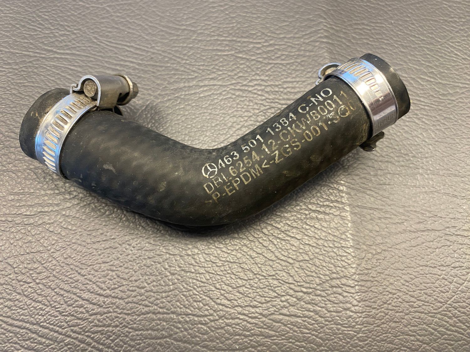 Mercedes G class W463 GENUINE Cooling Tube Hose A4635011384