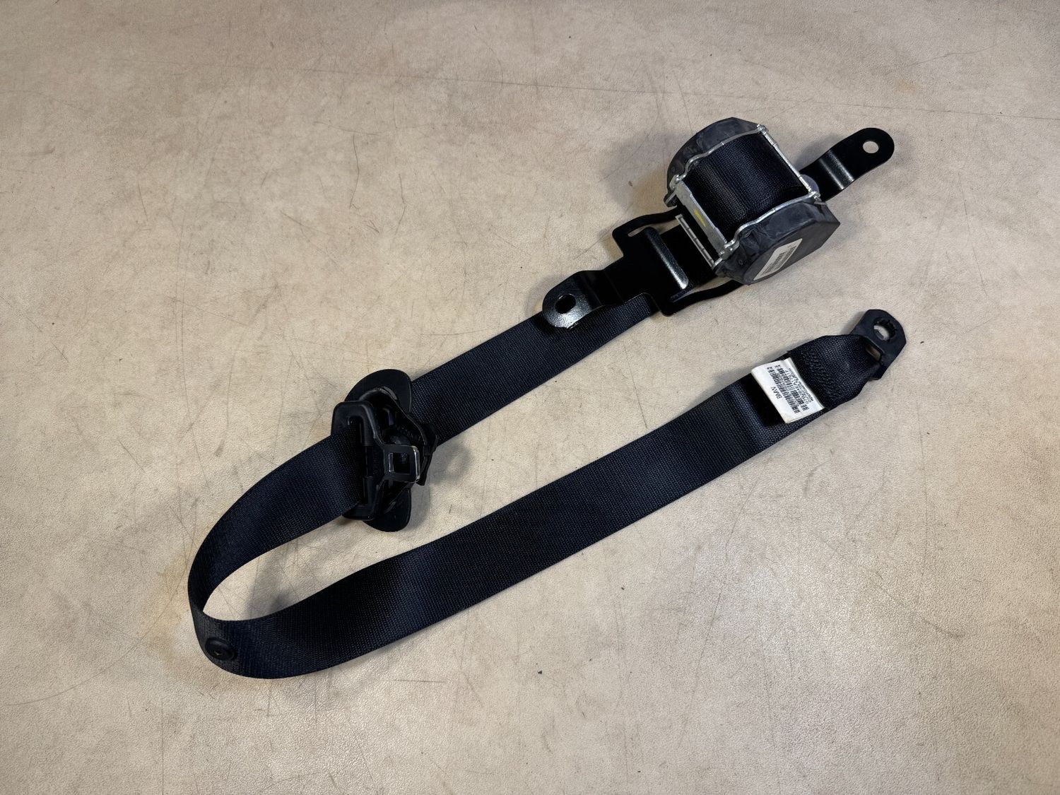 BMW X5 E70 LCI E70 REAR LEFT SIDE  BLACK SEAT BELT 72117161059