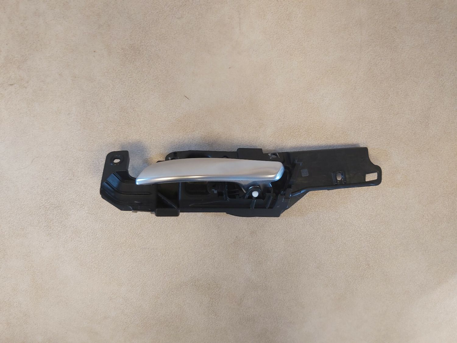 2008 BMW X6 E71 FRONT LEFT DRIVER DOOR INTERIOR HANDLE OEM 51419112429