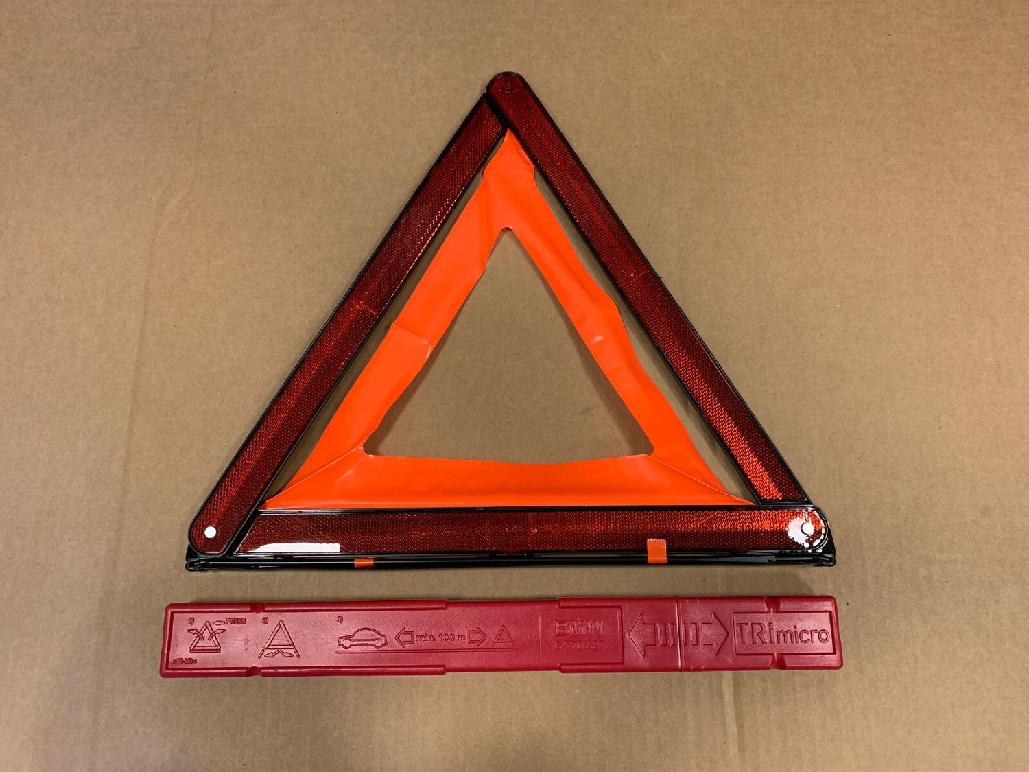 BMW MINI 1 2 3 4 5 6 7 X3 X5 X6 OEM Hazard Warning Triangle with container Euro