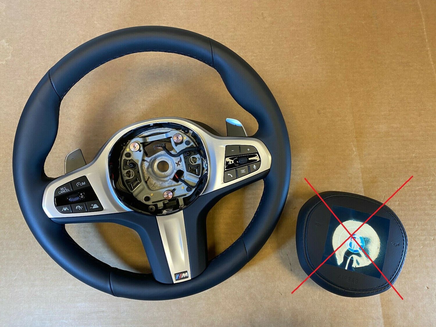 BMW 5 G30 G31 G38 6 G32 X3 G01 G08 X4 G02 GENUINE M Steering Wheel ASSIST+