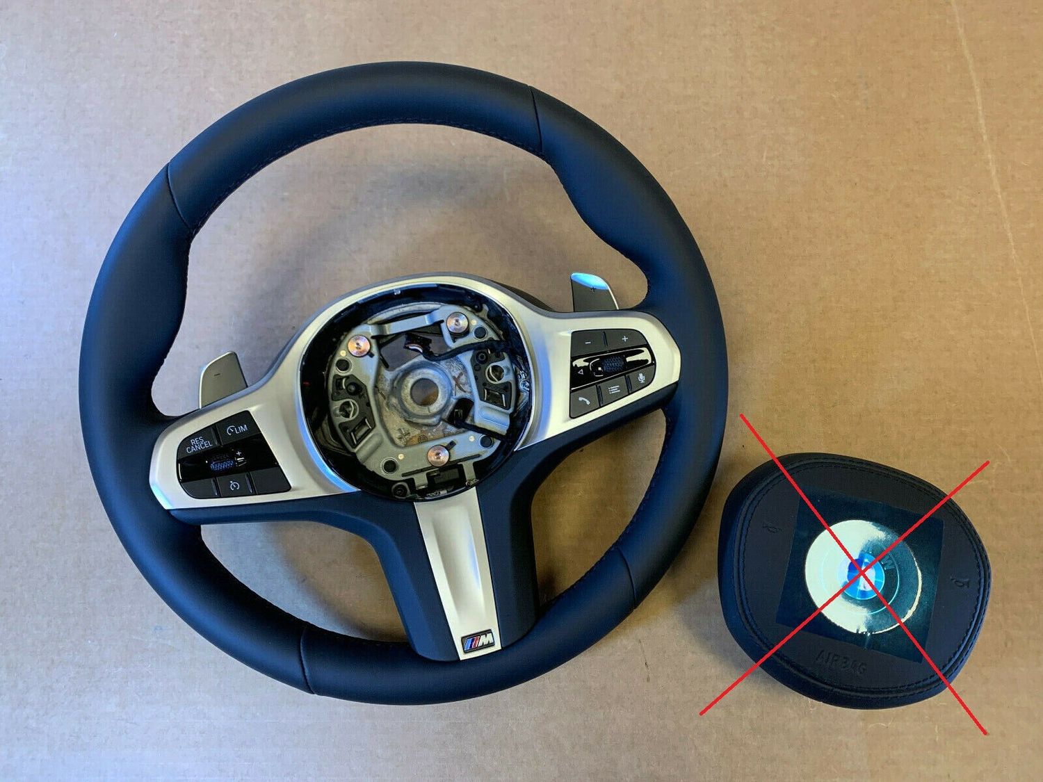 BMW 5 G30 G31 G38 6 G32 X3 G01 G08 X4 G02 OEM LCI EU M Steering Wheel VIBRO
