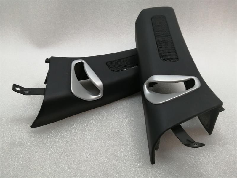 Ferrari FF F151 87647300 B POST COVER SET B POST COVER SET B WILLOW