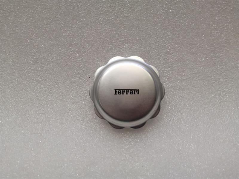 FERRARI F12 BERLINETTA F152 DRY SUMP CAP COVER 175708