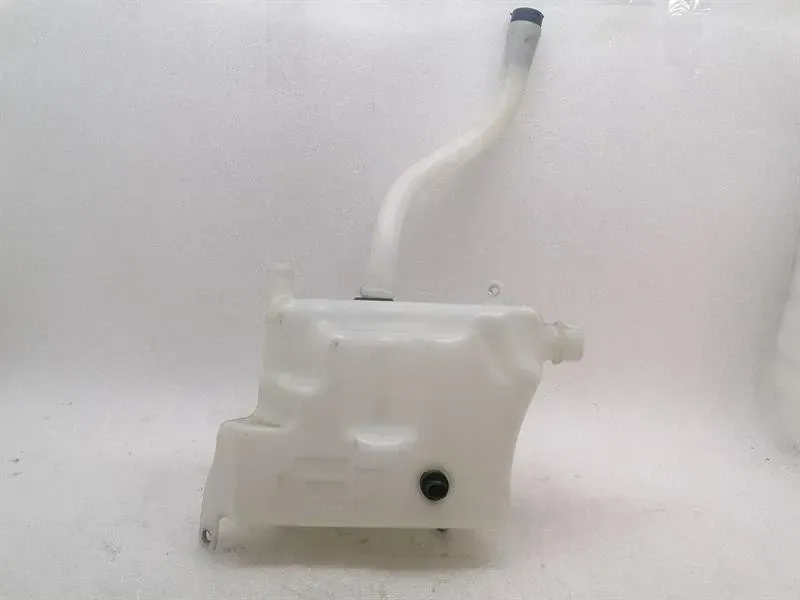 Ferrari FF F151 washer fluid reservoir 82197000 washer fluid tank -