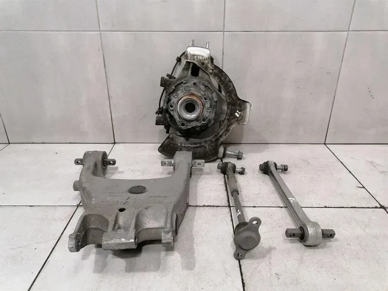 Ferrari F12 Berlinetta F152 Left Rear Hub 294850 Wheel Bearing Housing Rear Left -