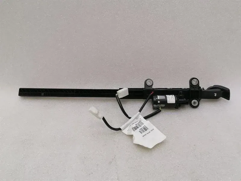 Ferrari FF F151 81913500 right belt extender belt extension right-