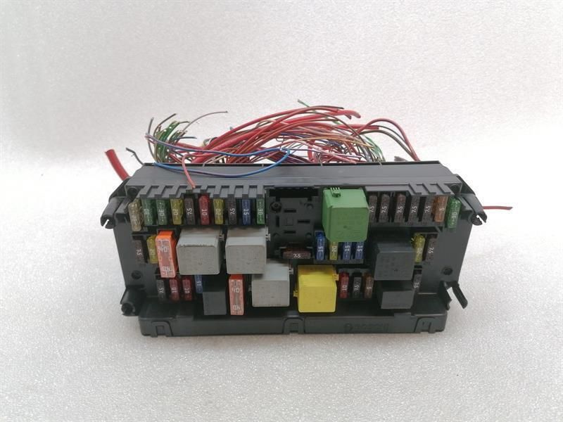 Mercedes C Class W204 Fuse Box A2129005812 Fuse Box SAM