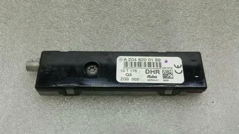 Mercedes C Class W204 Aerial / Antenna A2048200189 Antenna Amplifier