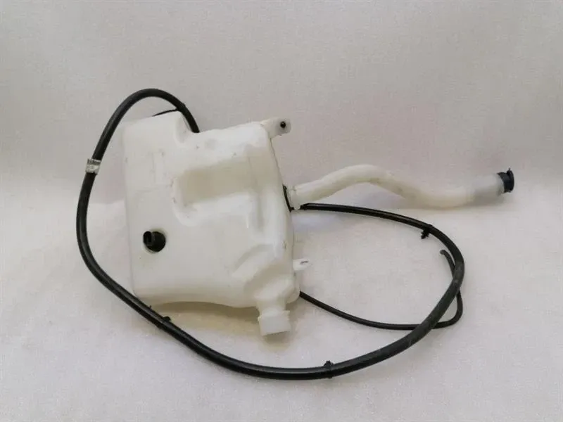 Ferrari GTC4 Lusso F151M washer fluid reservoir 82197100 washer fluid tank -