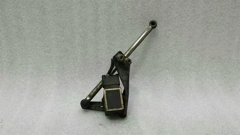 Mercedes CL W216 Headlight Leveling Sensor A0105427717 Level Sensor CL63