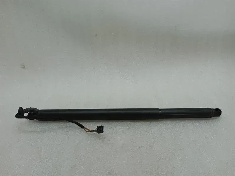 Ferrari GTC4 Lusso F151m boat lid strut 88037300 gas pressure spring gas pressure damper