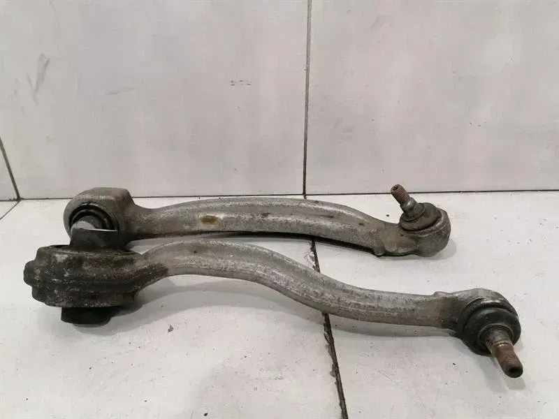 Mercedes C class W204 MOPF FR wishbones A2043306611 wishbone front right
