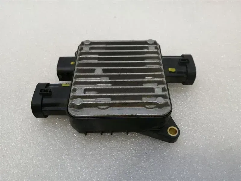 Ferrari F12 Berlinetta F152 fuel pump module 264935 fuel pump control unit