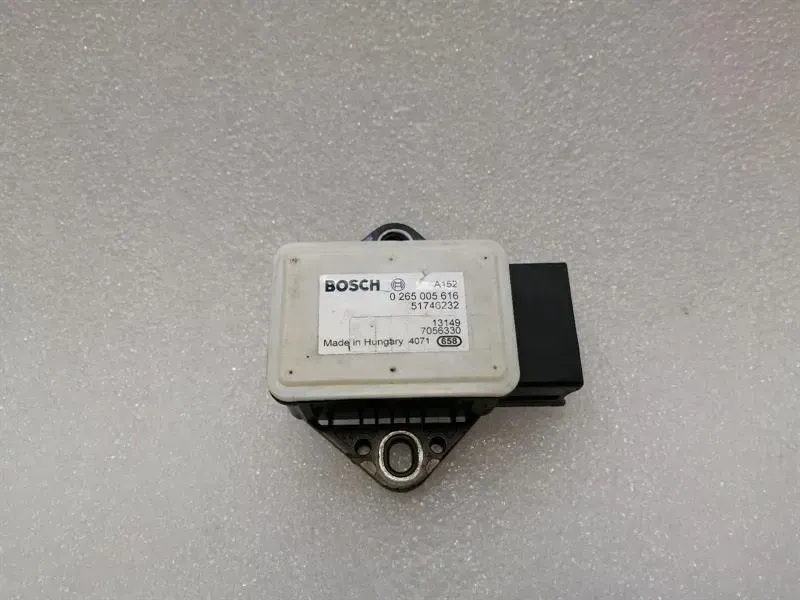 Ferrari F12 Berlinetta F152 Sensor 0265005616 YAW Rate