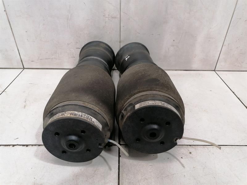 Mercedes ML63 W164 Suspension Air Spring SET A1643200425 Shock absorber rear